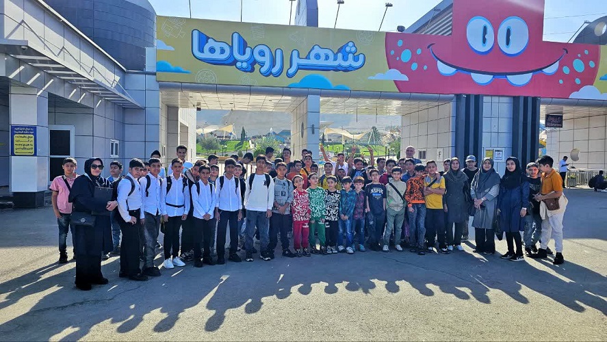 1345446-1 اردو تفریحی کانونیاران اصفهان