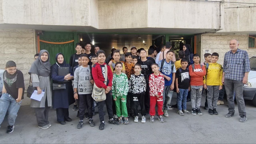 1345447-1 اردو تفریحی کانونیاران اصفهان