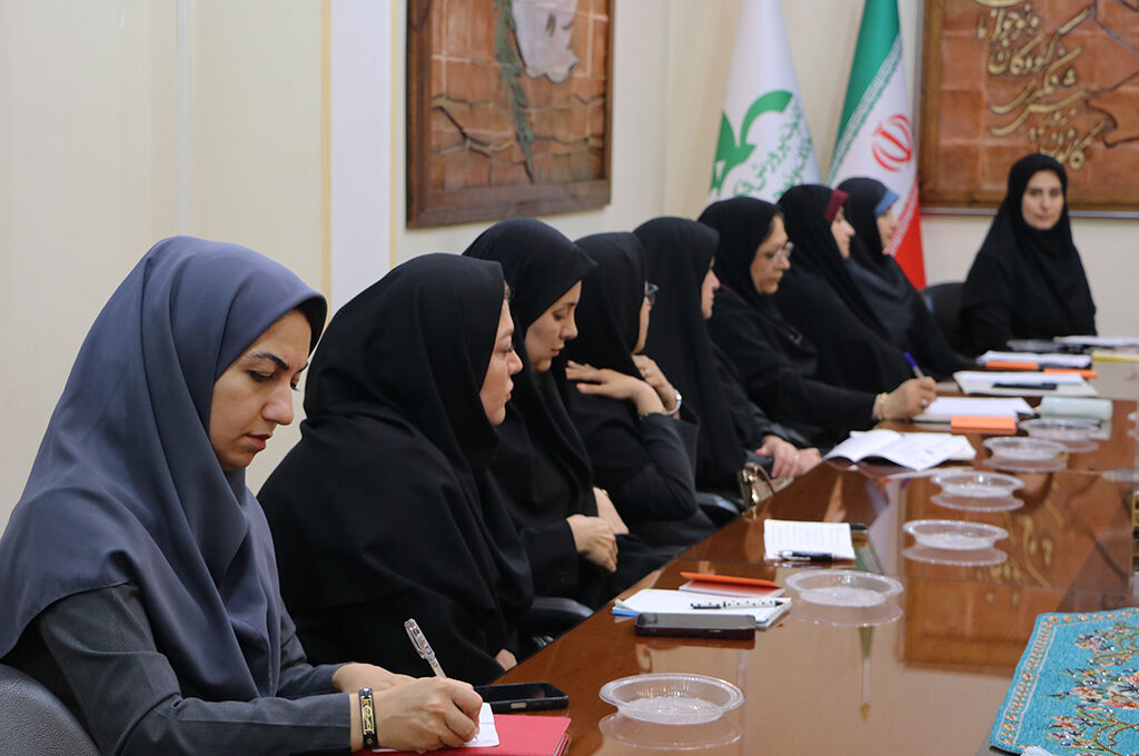 1345508-1 کودکان را دریابیم!