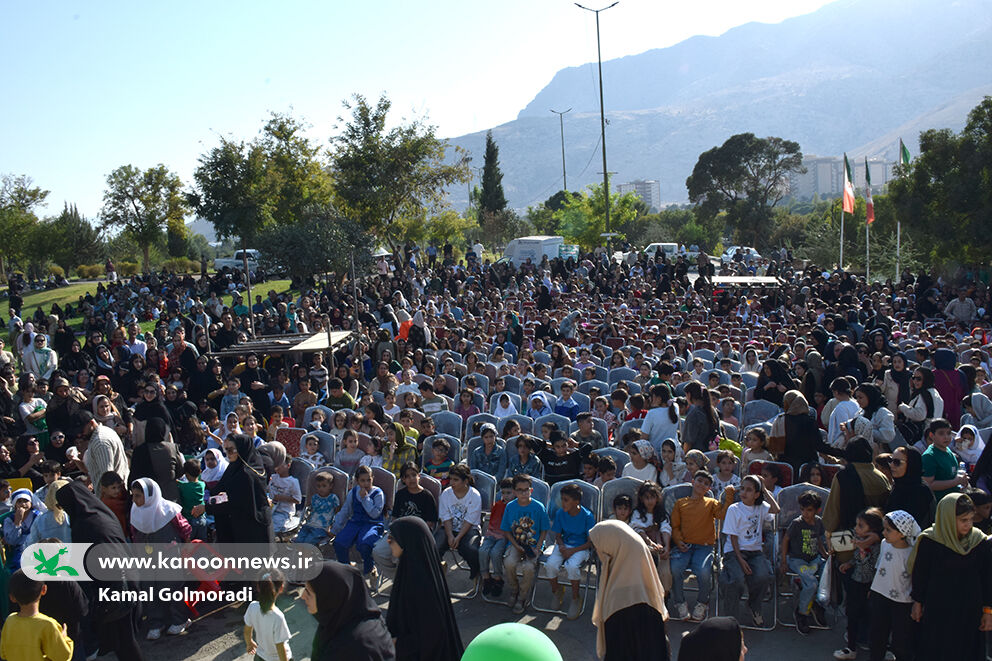 مَل مَل به خرم‌آباد آمد؛ موج هیجان در جشن بزرگ کانون لرستان