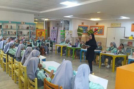 دانش آموزان مدرسه‌ی «ترنج»، مهمان مرکز شماره ۳  کانون کرج