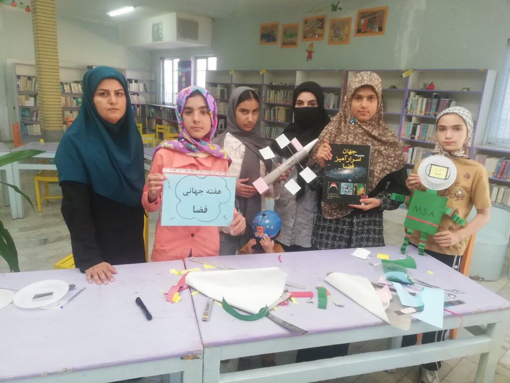 اجرای برنامه‌ زندگی در فضا در مراکز کانون همدان