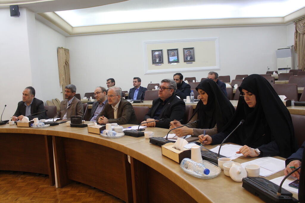 1346203-1 برگزاری نشست شورای اجتماعی استان به مناسبت هفته ملی کودک در استانداری