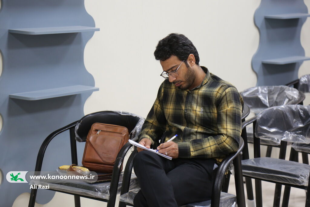 1346423-1 بیش از ۳۳۰ برنامه فرهنگی و هنری در هفته ملی کودک در استان بوشهر برگزار میشود