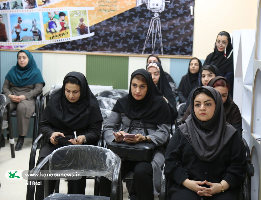 1346429-1 بیش از ۳۳۰ برنامه فرهنگی و هنری در هفته ملی کودک در استان بوشهر برگزار میشود