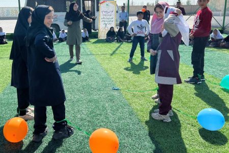برنامه‌های فرهنگی «پیک امید» کانون اردبیل در روستای جبه‌دار به اجرا درآمد