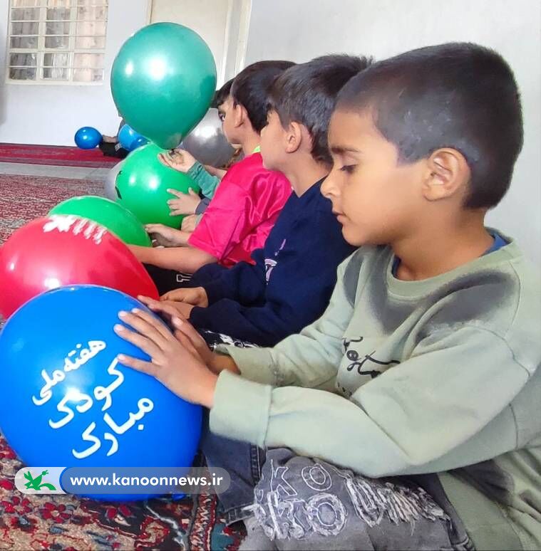 1346977-1 «پیک امید» در روستای سو؛ جشن شادمانی و فرهنگسازی برای کودکان