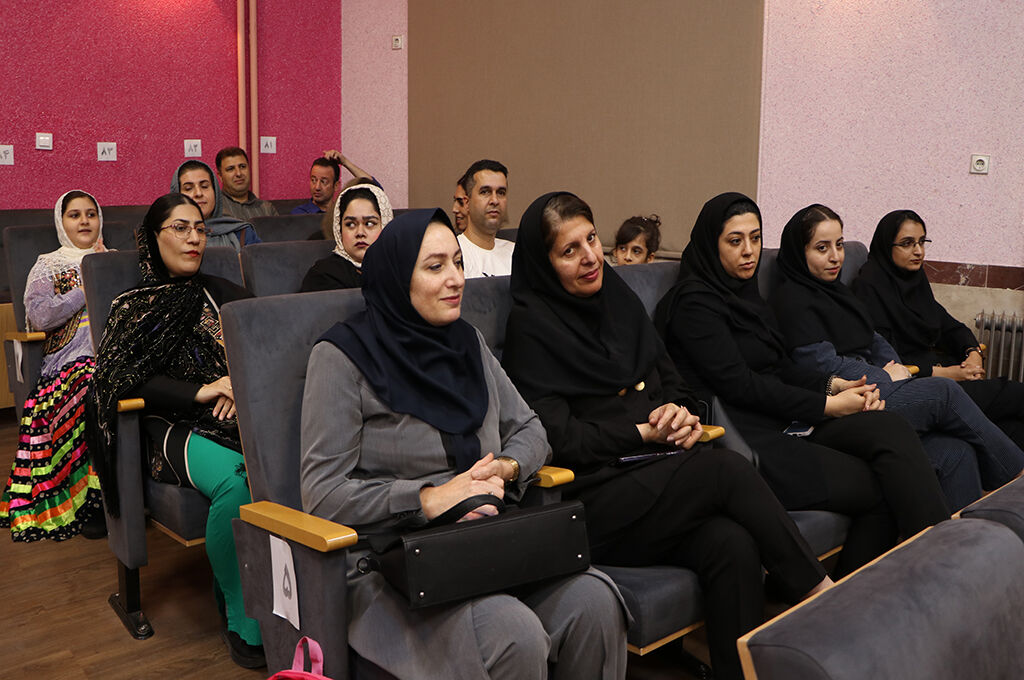 1347048-1 کتابهای حسی و لمسی به گیلان رسید