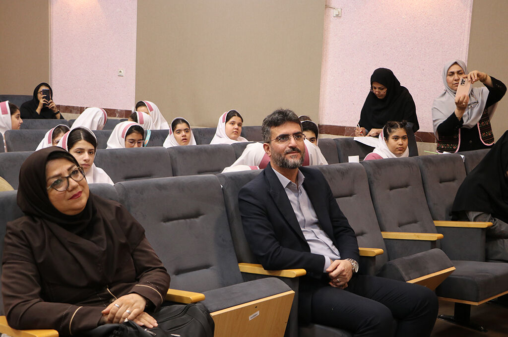 1347057-1 کتابهای حسی و لمسی به گیلان رسید