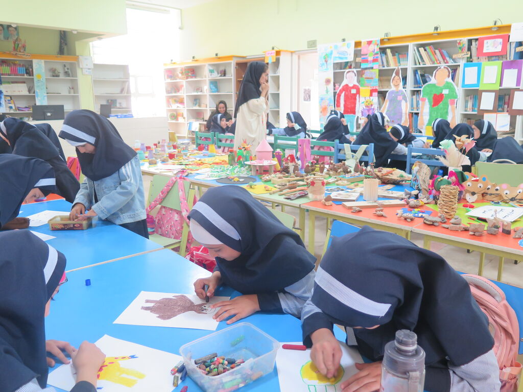 1347145-1 آغاز پرشور هفته ملی کودک در مراکز فرهنگی و هنری کانون استان قزوین