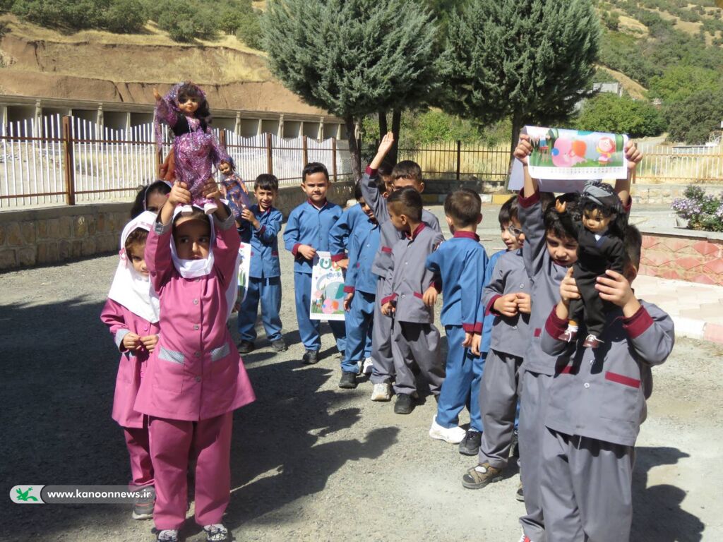 1347163-1 ویژهبرنامه فرهنگی کانون پرورش فکری کودکان و نوجوانان شهرستان سروآباد برای کودکان و والدین