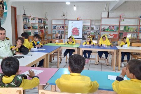 برنامه‌های هفته ناجا در مراکز فرهنگی هنری لنده و یاسوج با شعار «پلیس مهربان، امنیت با پلیس» برگزار شد