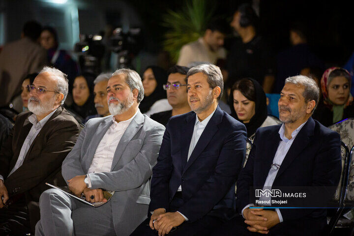 برگزیدگان نخستین گردهمایی فیلم‌سازان نوجوان  اصفهان تجلیل شدند