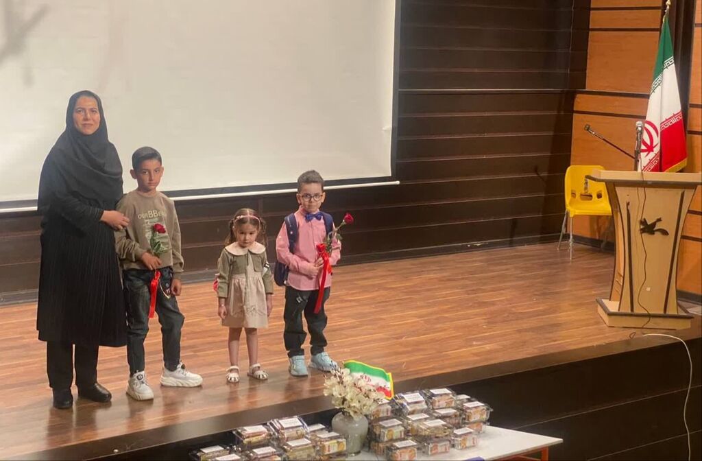 هفته ملی کودک در مرکز شماره ۴ کانون کرمانشاه با میزبانی «نوخوان‌ها» و خانواده‌ها آغاز شد