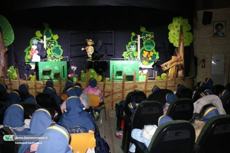 آغاز هفته ملی کودک با اجرای دو نمایش ویژه کودکان در کانون پرورش فکری فارس