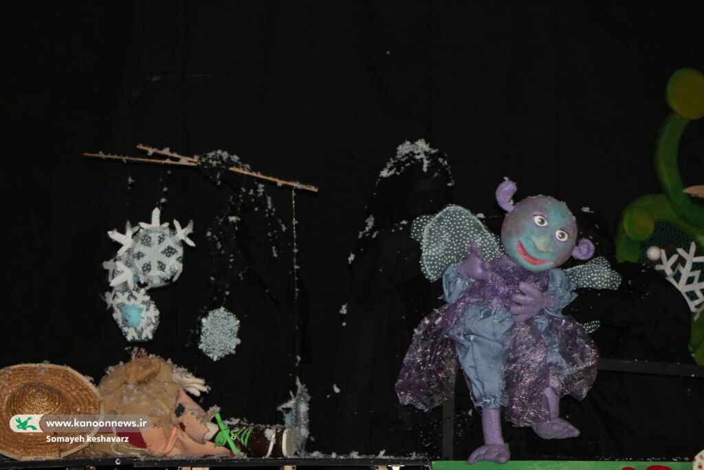 1347994-1 آغاز هفته ملی کودک با اجرای دو نمایش ویژه کودکان در کانون پرورش فکری فارس