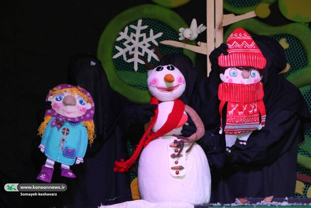 1347995-1 آغاز هفته ملی کودک با اجرای دو نمایش ویژه کودکان در کانون پرورش فکری فارس