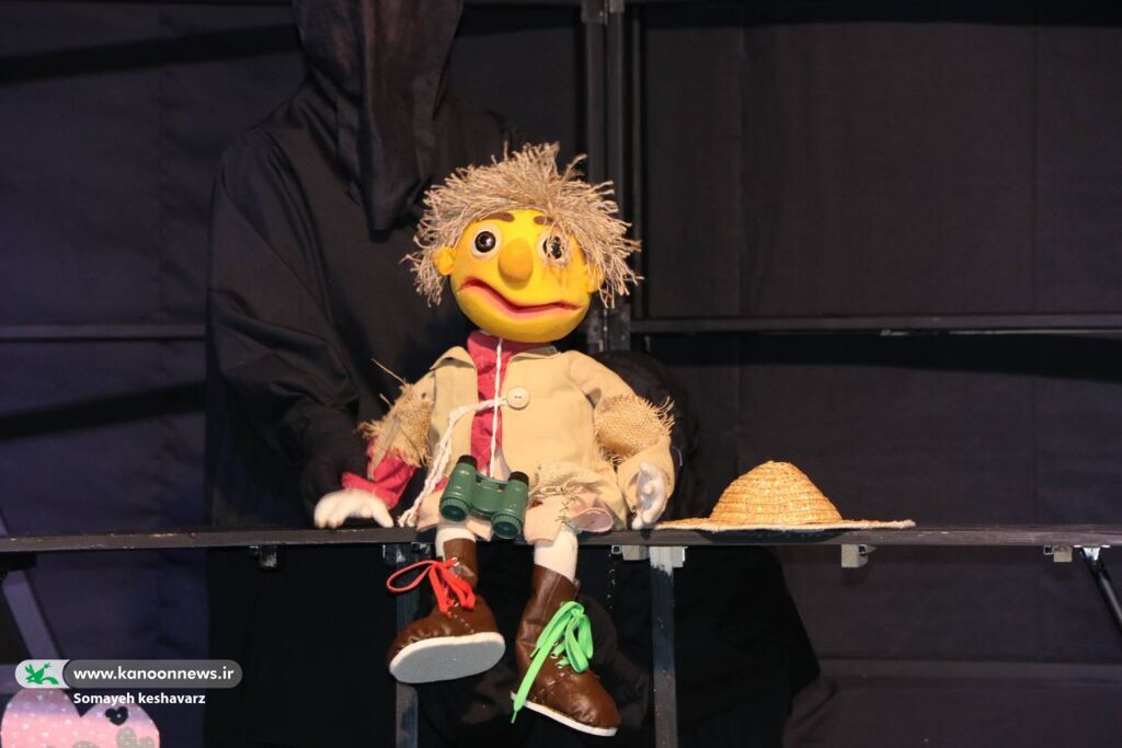 1347996-1 آغاز هفته ملی کودک با اجرای دو نمایش ویژه کودکان در کانون پرورش فکری فارس