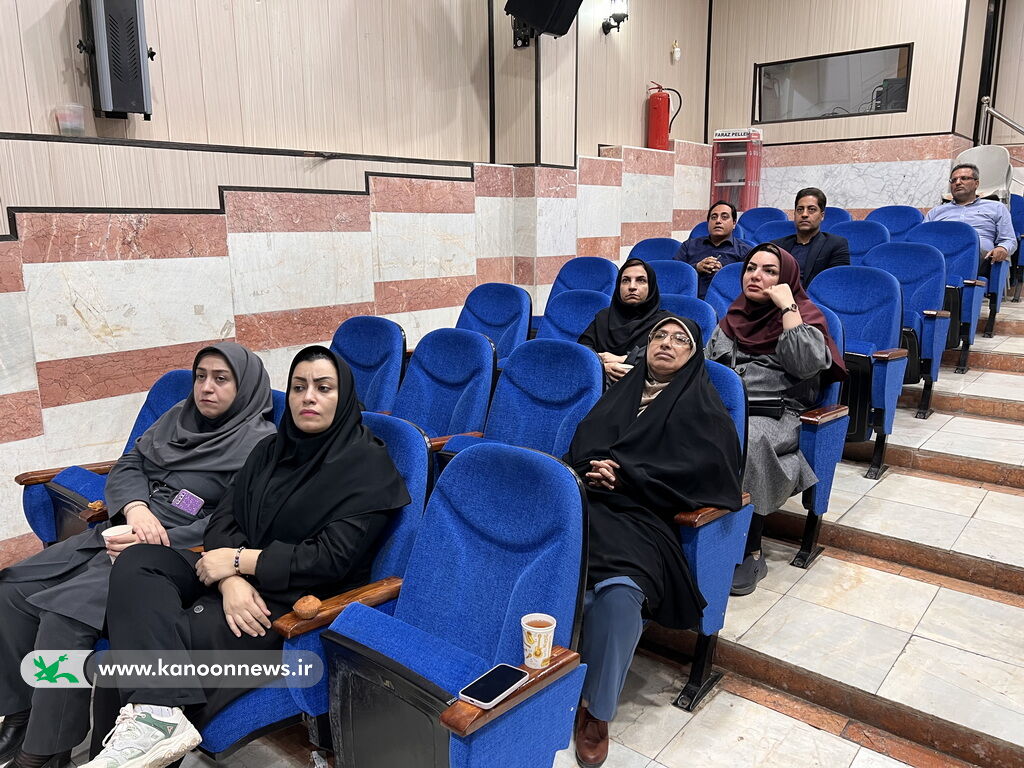 برگزاری کارگاه "رهبری تربیتی با رویکرد روان‌شناسی کودک" در بوشهر