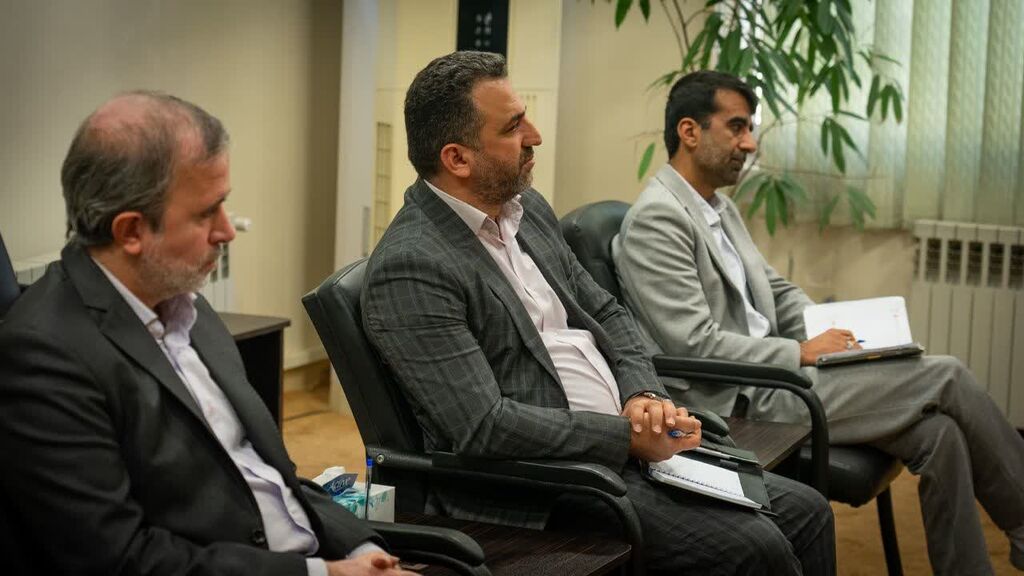 کودکان را سرمایه‌دار کنید؛ تاکید نماینده ولی فقیه در البرز بر تقویت روحیه حماسی و ملی در نسل آینده