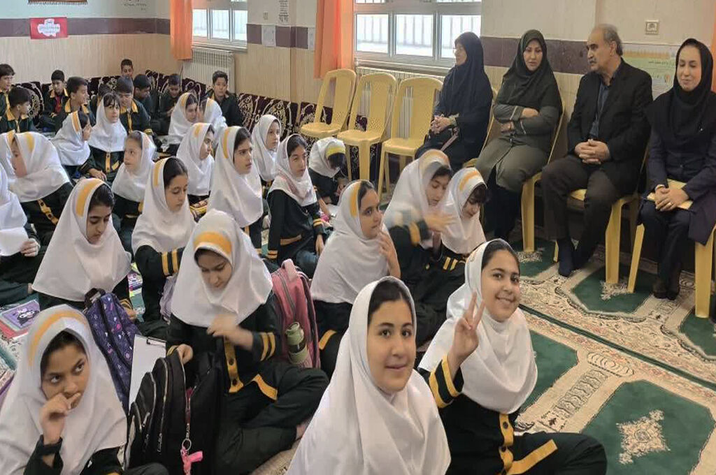 امدادگران فرهنگی به روستای لیلاکوه لنگرود رسیدند