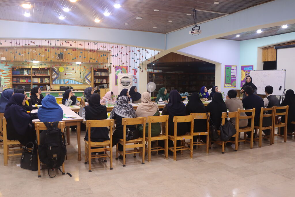 نشست تخصصی " قصه‌گو به مثابه کارگردان" با حضور الهام دارابی