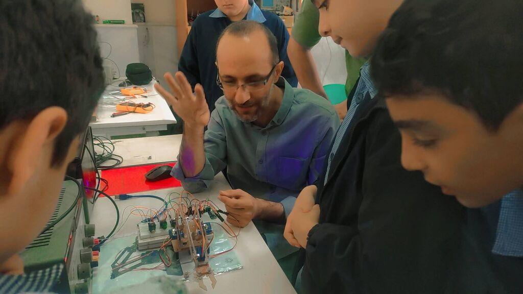 1348383-3 آغاز هفته ملی کودک با ۲۰ کارگاه مهارتافزایی در شهرستان رامسر