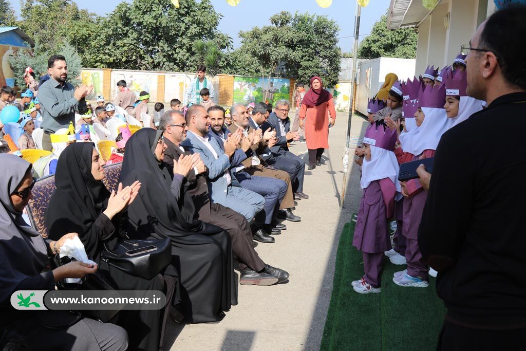 1348415-1 زنگ کودکی در دبستان شهید وردیان روستای اسبوکلای ساری نواخته شد