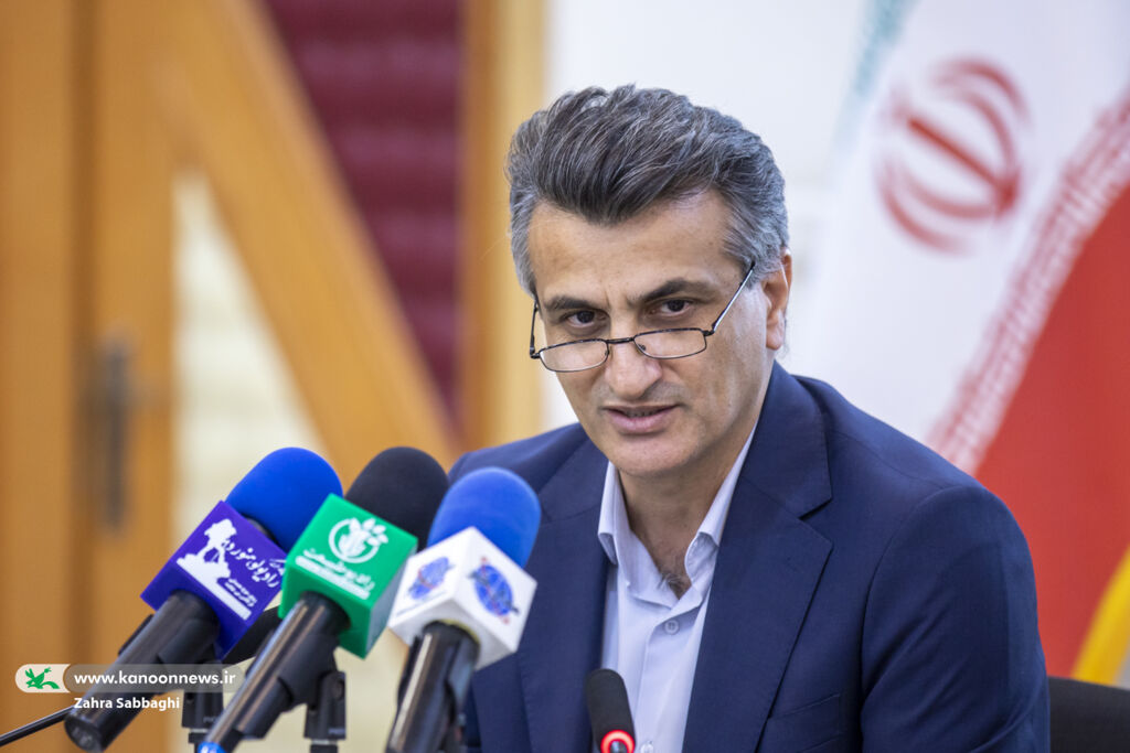 1348491-1 کانون میتواند نقشی مؤثر در ترویج آگاهیهای محیطزیستی ایفا کند