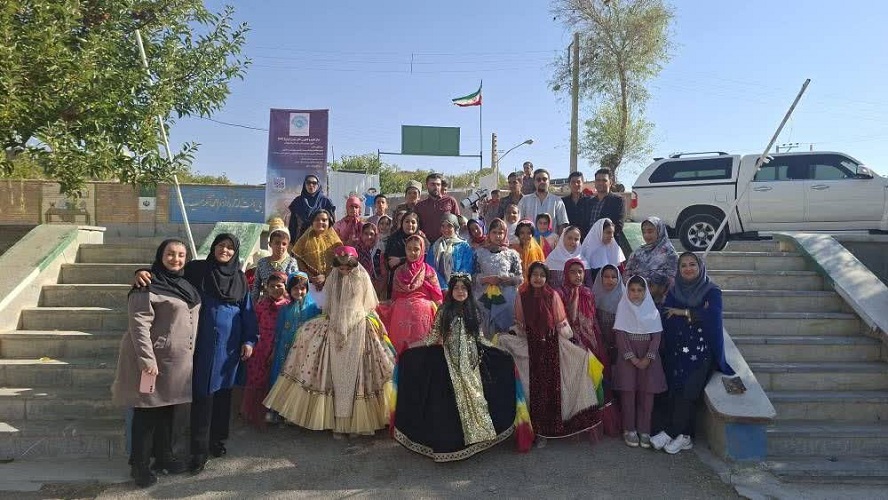 شکوه قصه و شادی در روز جهانی کودک در مناطق عشایری و روستایی سمیرم