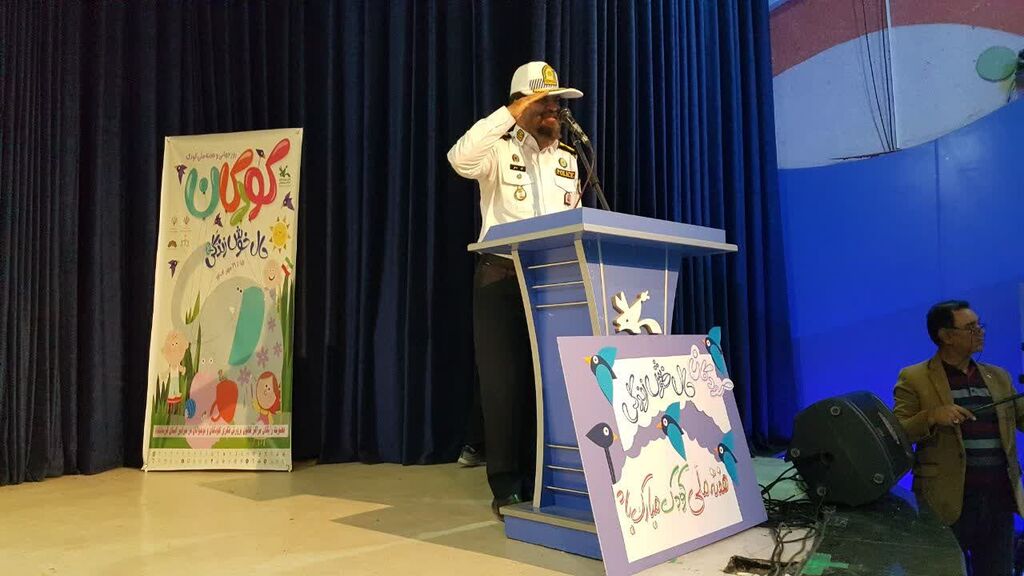 1348765-1 جشن پُر شور هفته ملی کودک در کانون کرمانشاه