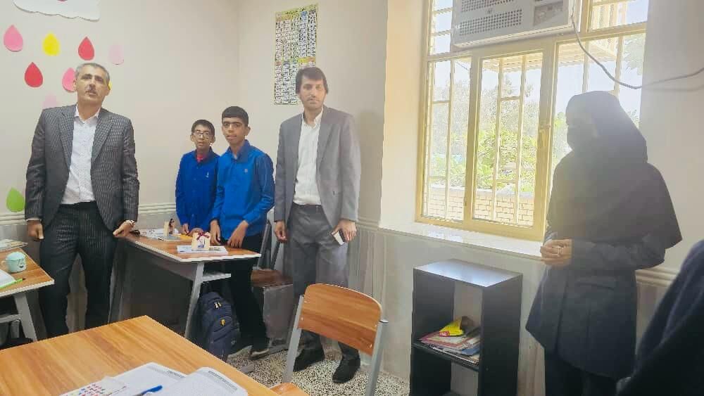 1348887-1 دیدار با کودکان با نیازهای ویژه شهرستان سیریک