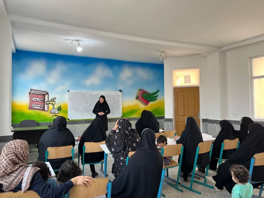  کودکان و نوجوانان جزیره تنب بزرگ از برنامه های متنوع و جذاب کانون بهره مند شدند