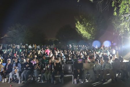 شب نشینی علمی در شامگاه دومین روز از هفته ملی کودک در اراک