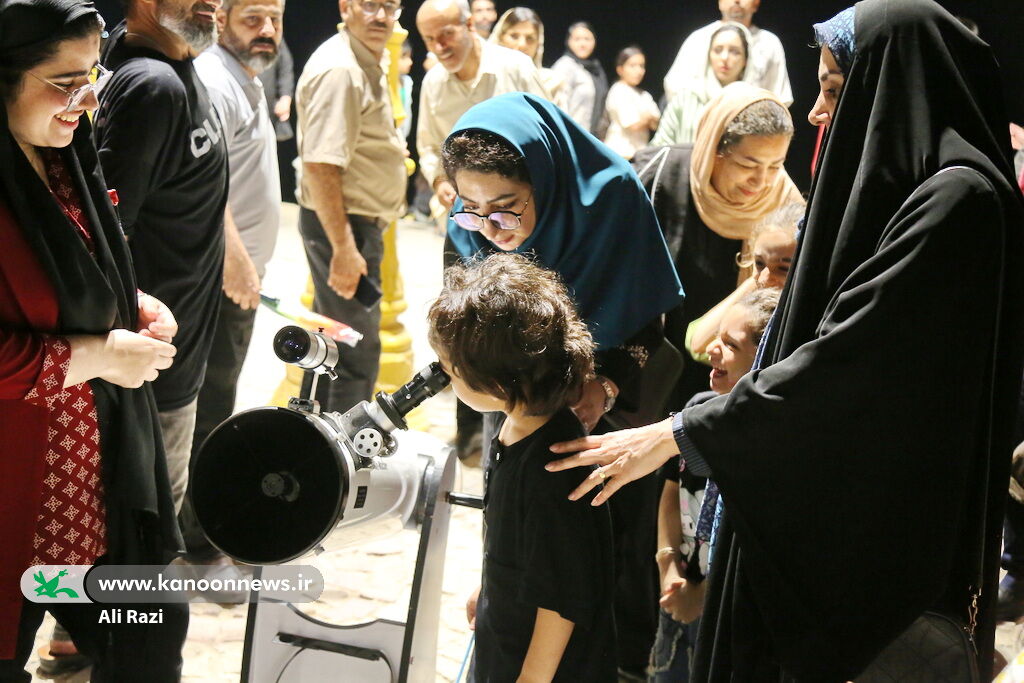 1349591-2 نگاهی از زمین تا آسمان