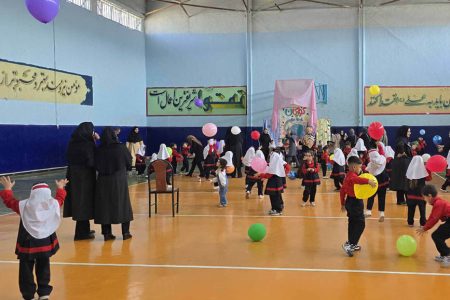 برگزاری ویژه‌برنامه هفته ملی کودک در مشگین‌شهر با حضور کودکان پیش‌دبستانی