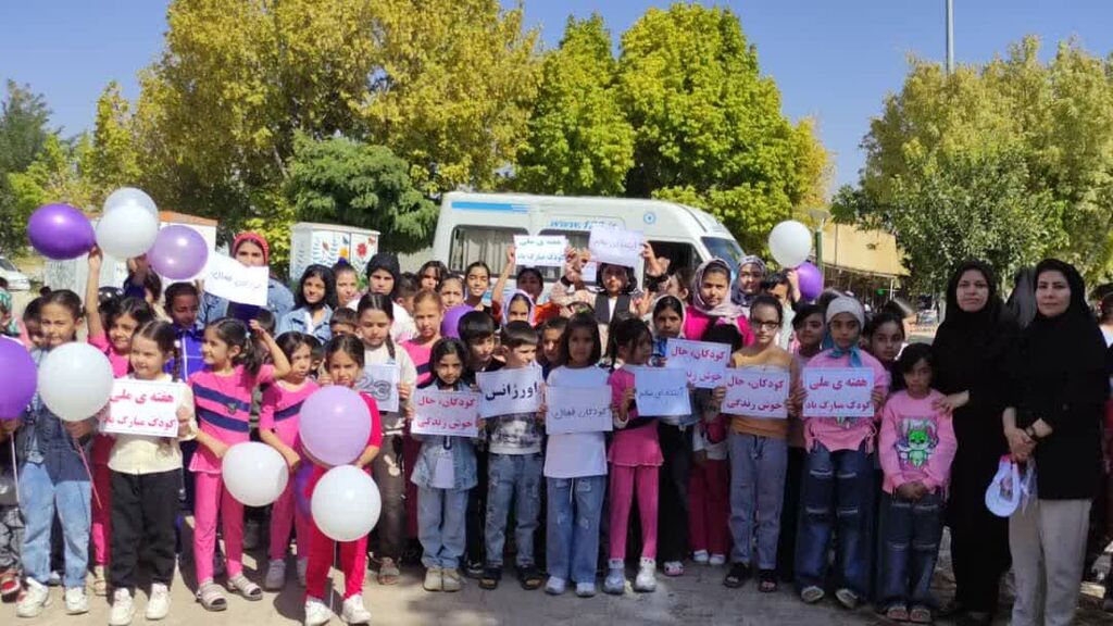 1350160-1 ساخت قایقهای صمود با دستان کودکانه