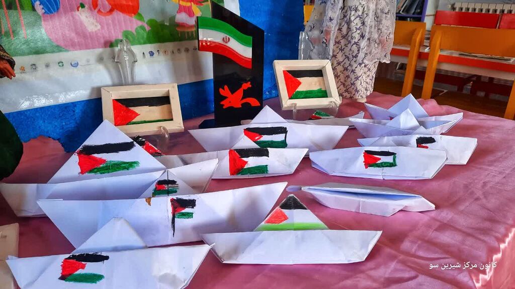 1350163-1 ساخت قایقهای صمود با دستان کودکانه