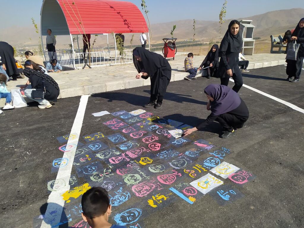 1350170-1 ساخت قایقهای صمود با دستان کودکانه