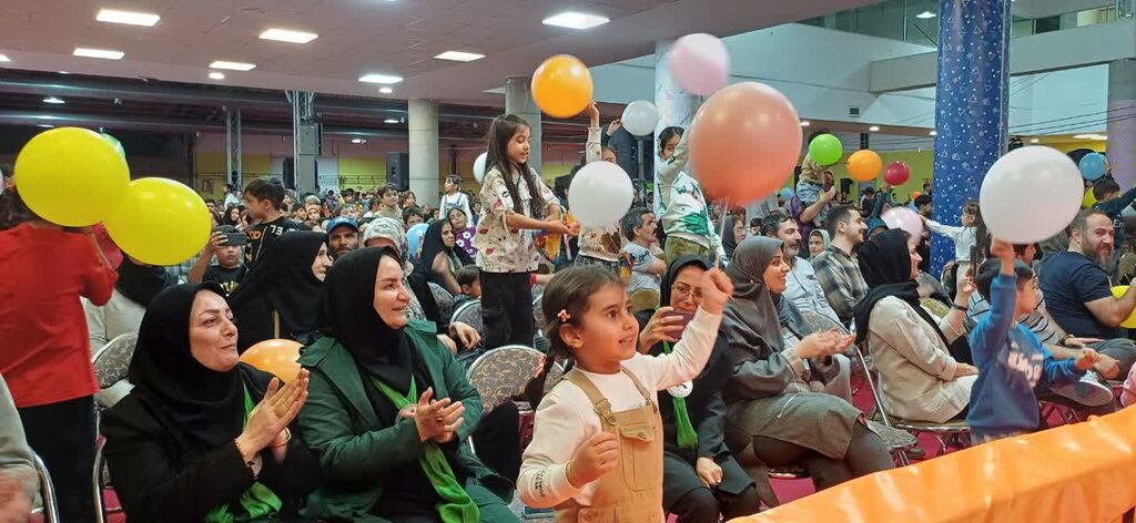 1350172-1 ساخت قایقهای صمود با دستان کودکانه