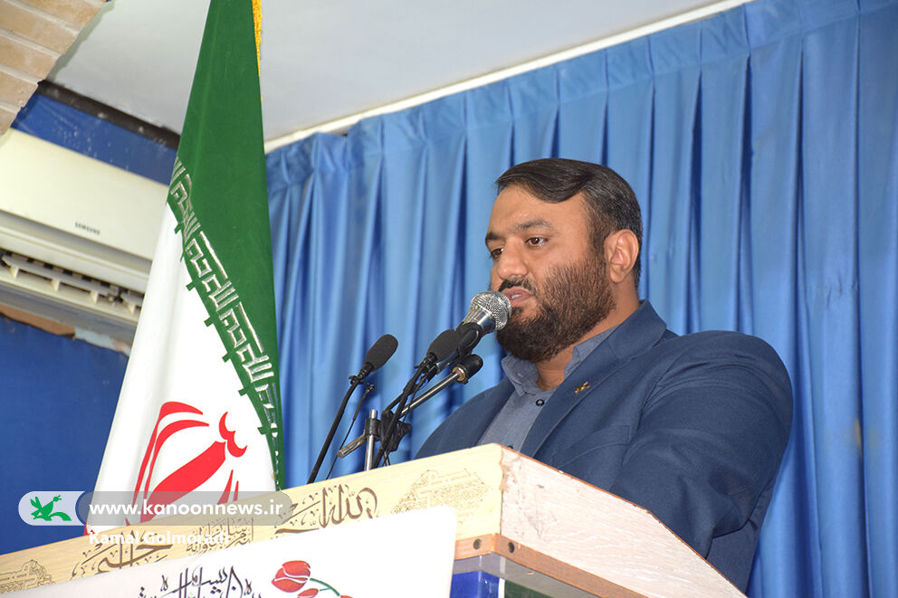 1350355-1 پرورش فرزندانِ تراز انقلاب در مراکز کانون پرورش فکری لرستان