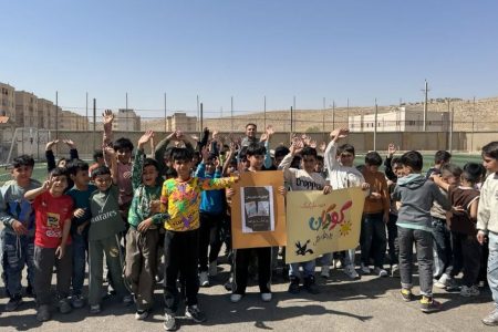 مرکز شماره ۳ اسلام آباد غرب “روز کودک، روز قصه” را در مدارس برگزار کرد