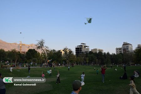 جشن پرواز بادبادک‌ها در خرم‌آباد؛ جلوه‌ای از شادمانی در هفته ملی کودک