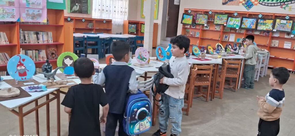 1350809-1 کودکان کنگاوری میهمان کانون شدند