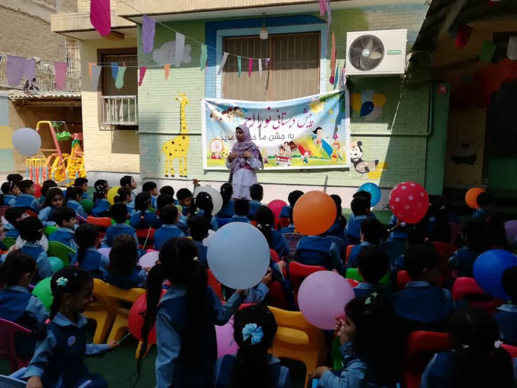 1350931-1 هفته ملی کودک در هرمزگان با پویش گسترده قصهگویی در سراسر استان گرامی داشته شد
