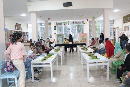 کانون باغ ملی شیراز میزبان نشست حافظ‌پژوهی و مسابقه شعرخوانی کودکان شد