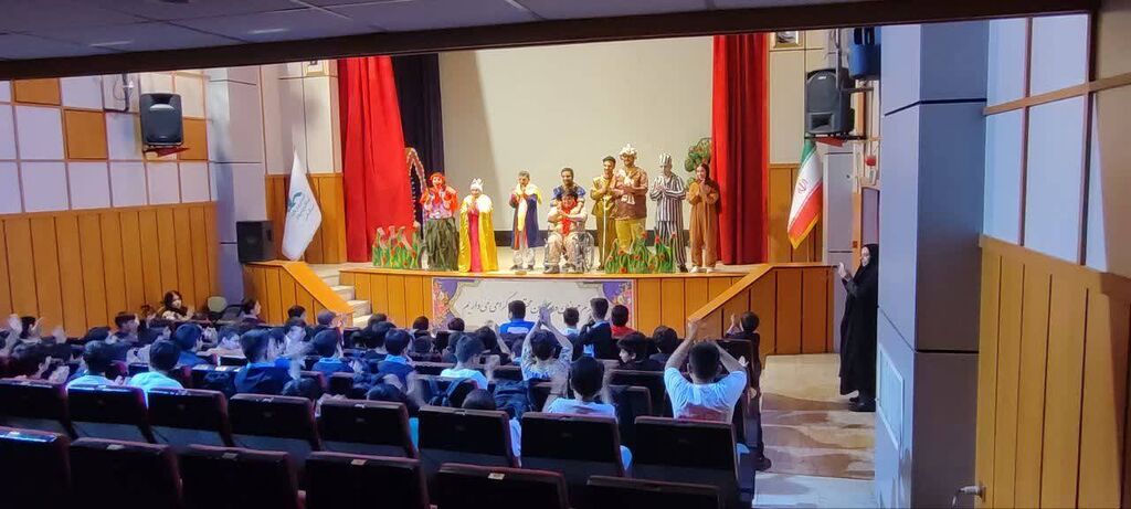 1351090-1 گرامیداشت «هفته جهانی فضا» در کانون البرز