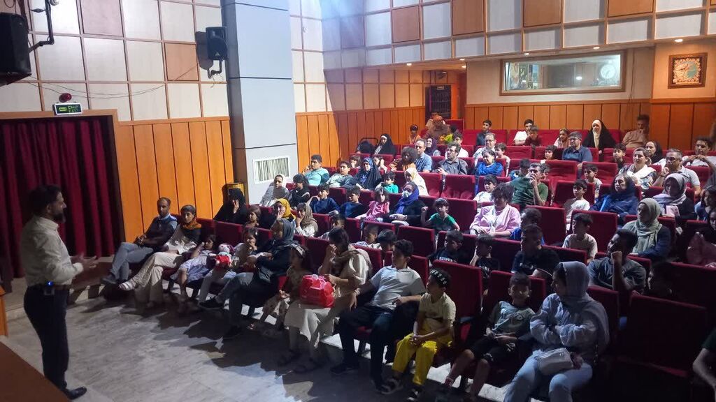 1351092-1 گرامیداشت «هفته جهانی فضا» در کانون البرز