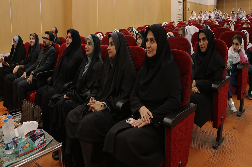 روایت تصویری«جشن نوخوان ها» در کانون رشت روایت تصویری«جشن نوخوان ها» در کانون رشت