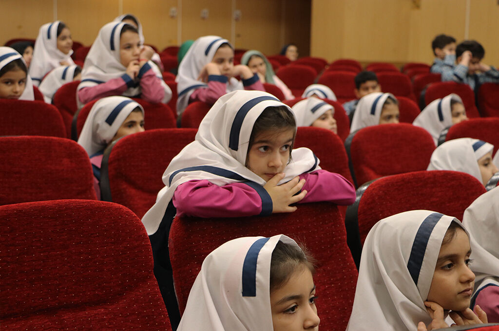 روایت تصویری«جشن نوخوان ها» در کانون رشت روایت تصویری«جشن نوخوان ها» در کانون رشت